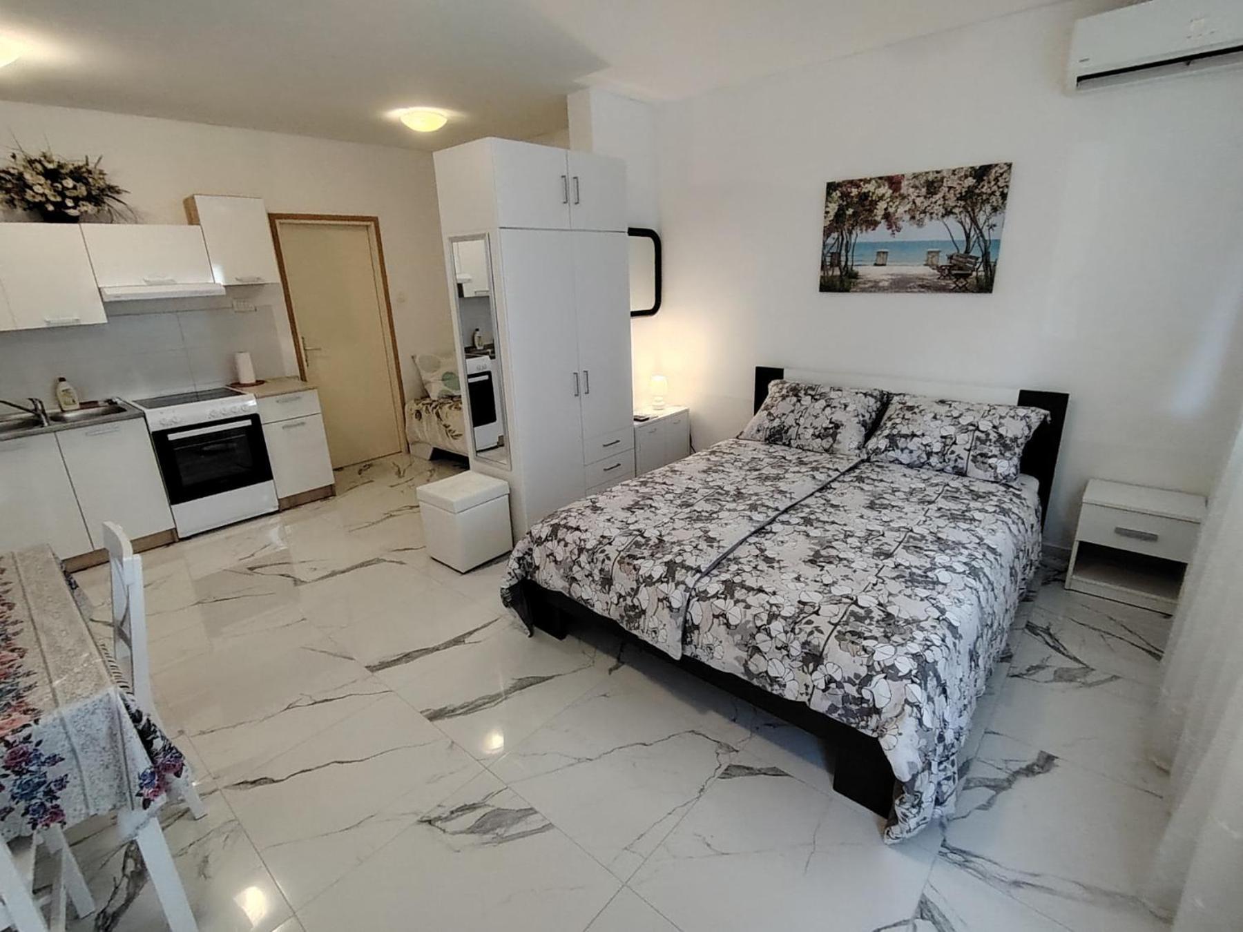 פורץ Studio-Apartman Ella מראה חיצוני תמונה