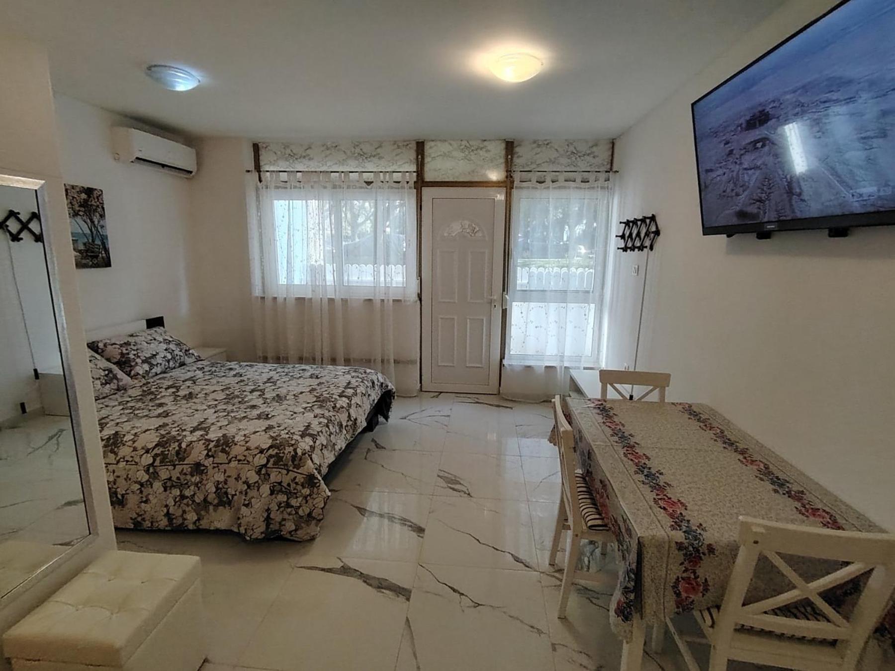 פורץ Studio-Apartman Ella מראה חיצוני תמונה